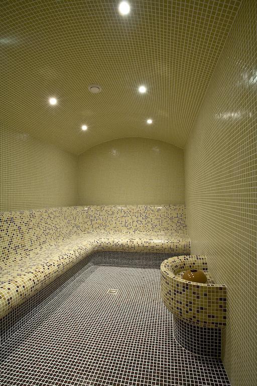 Hotel Chinar Hisarya Esterno foto