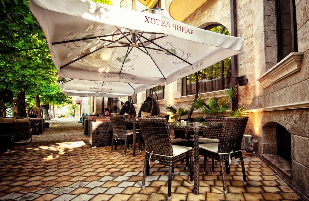 Hotel Chinar Hisarya Esterno foto