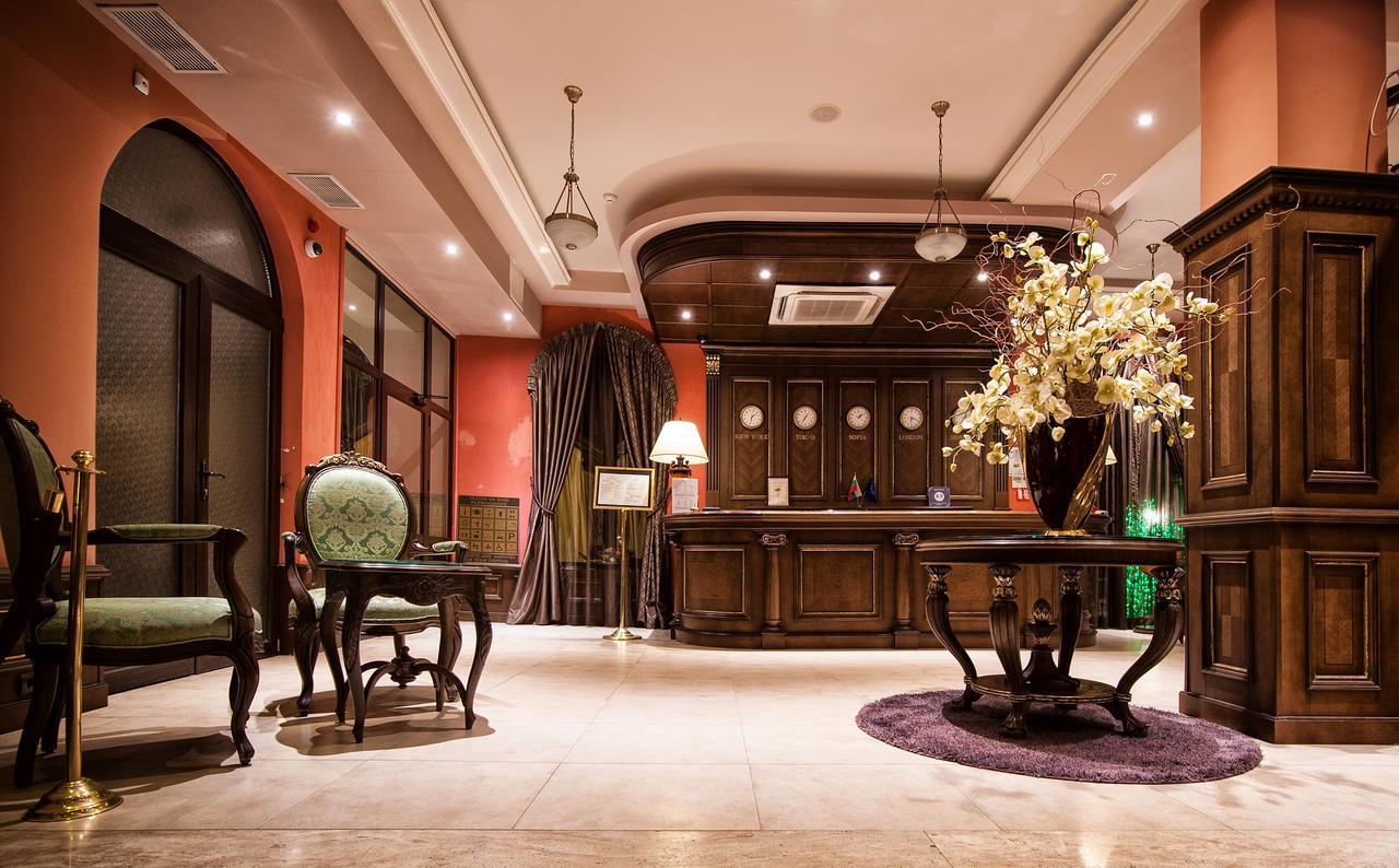 Hotel Chinar Hisarya Esterno foto